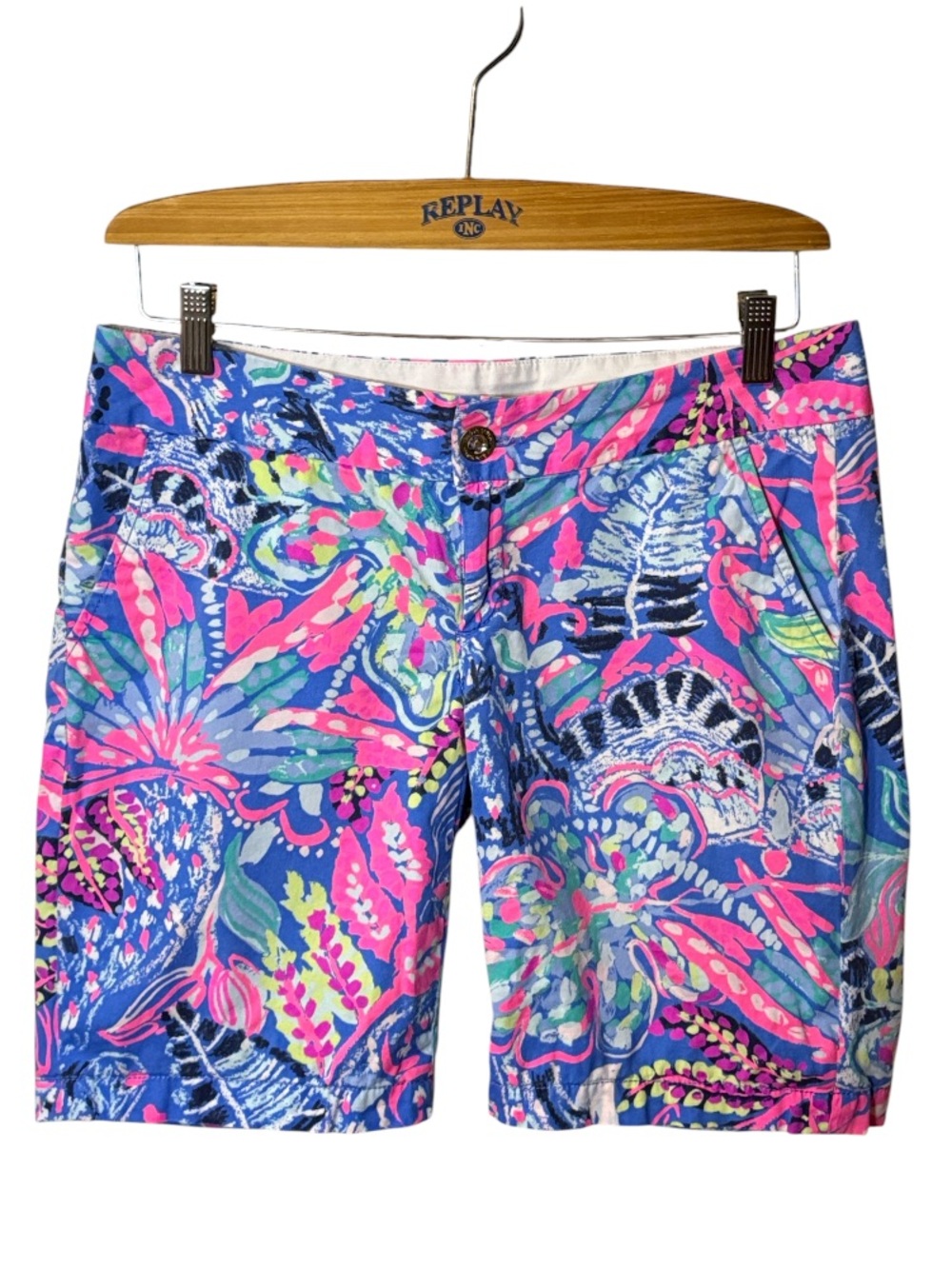 Lilly Pulitzer Blue and Pink Tropical Floral Chipper Bermuda Shorts Size 4